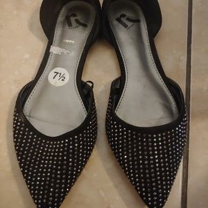 Pointed flats